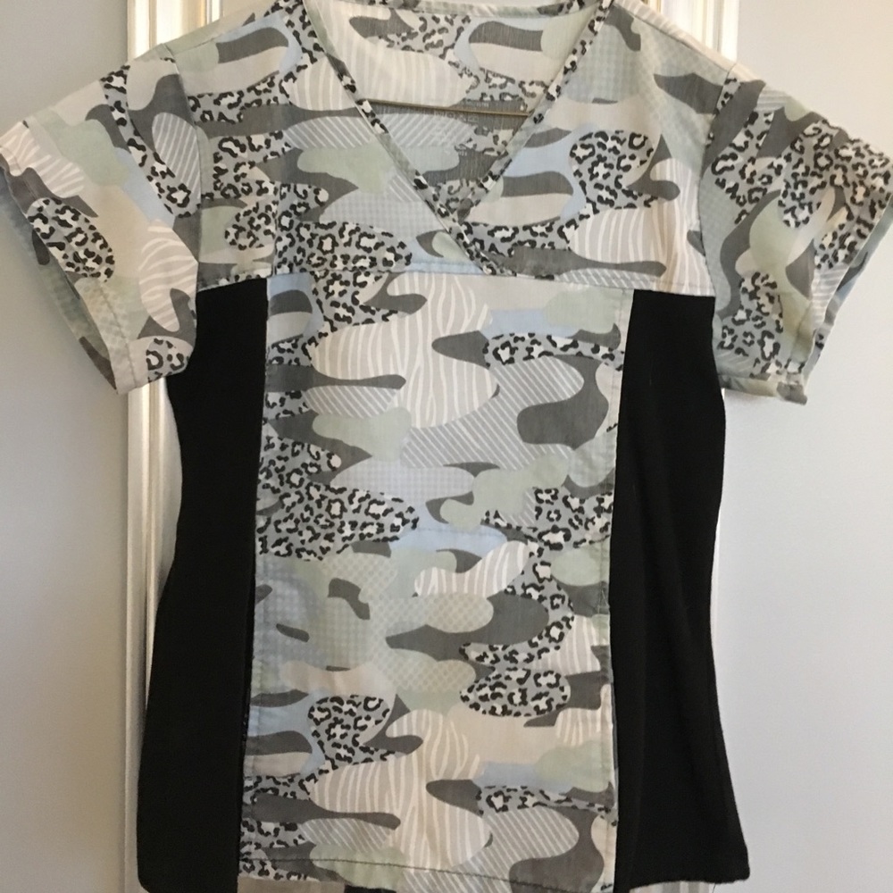 Scrub top! Xs